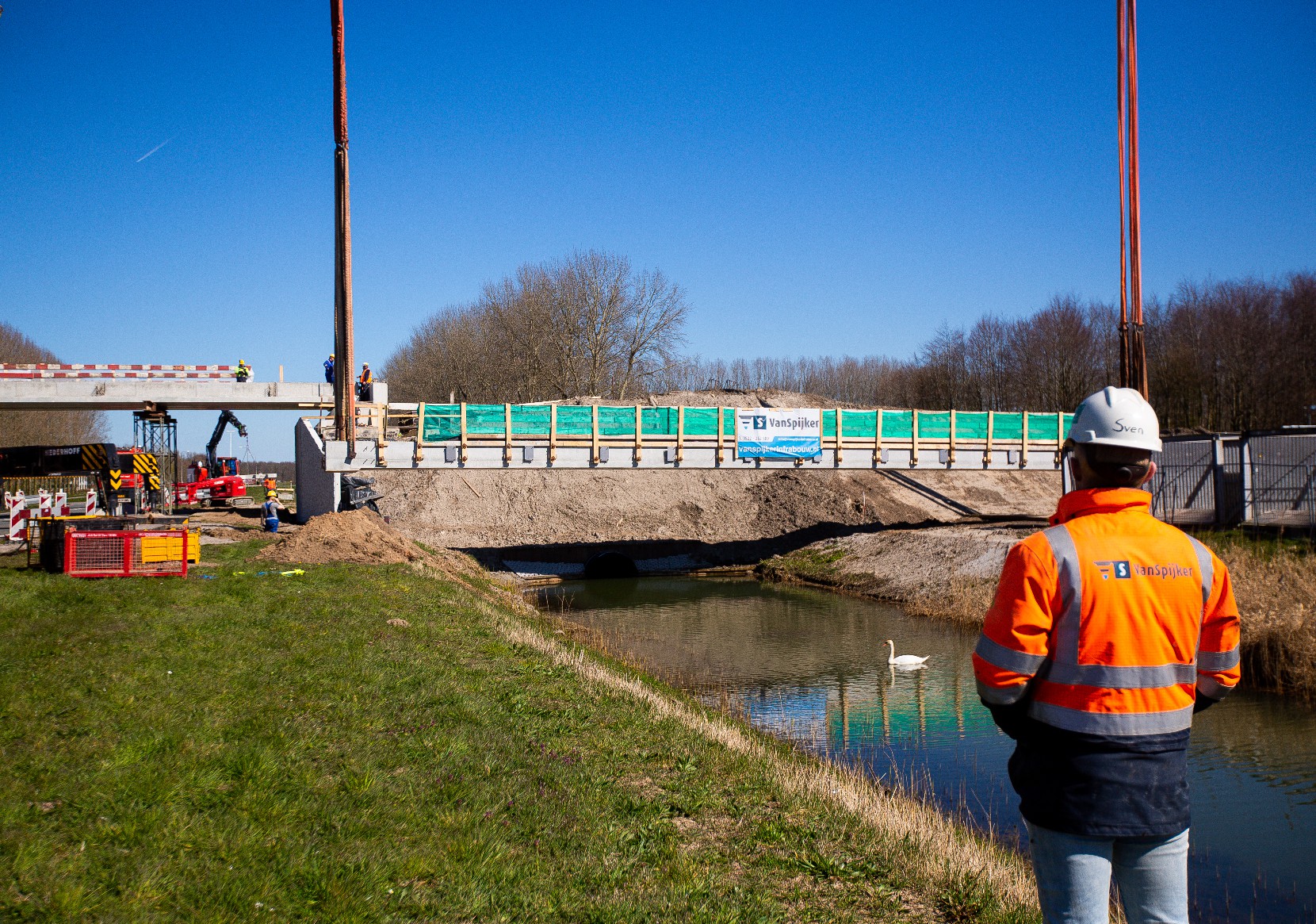 Afb: Voetgangersbrug over de N306 3.6