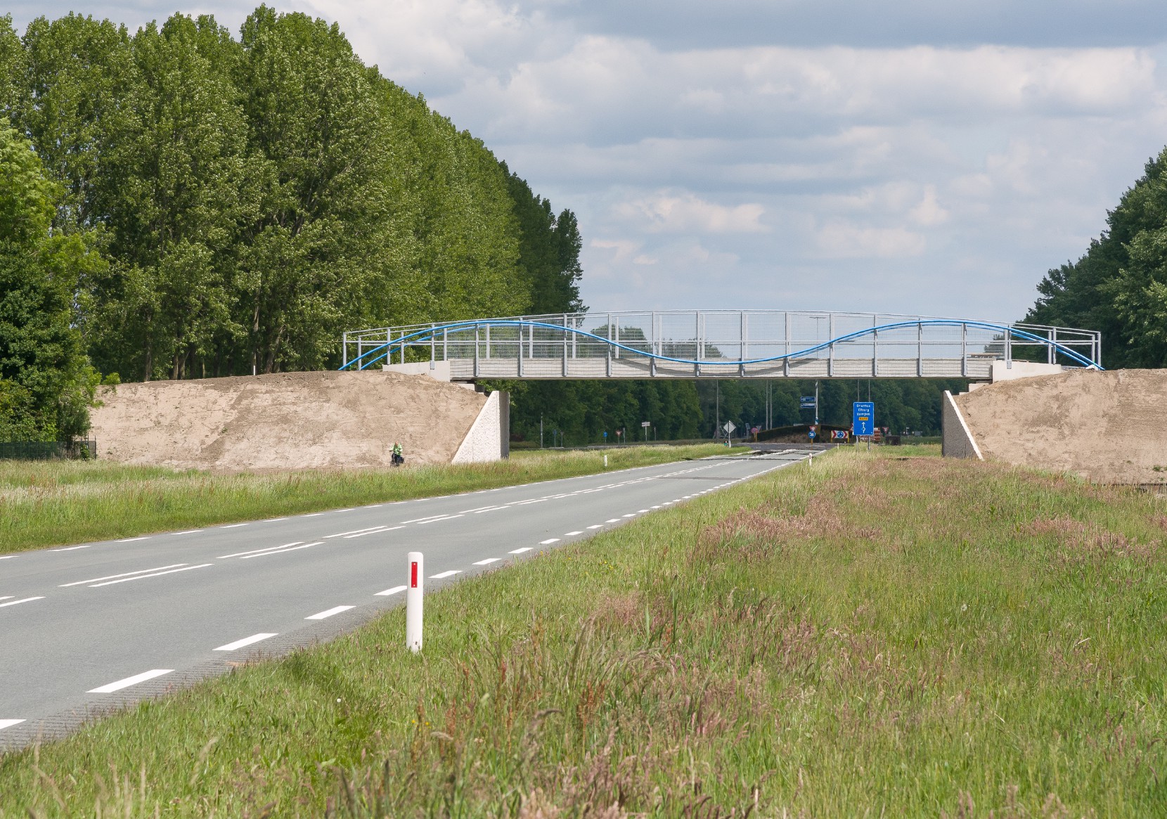 Afb: Voetgangersbrug over de N306 5.1