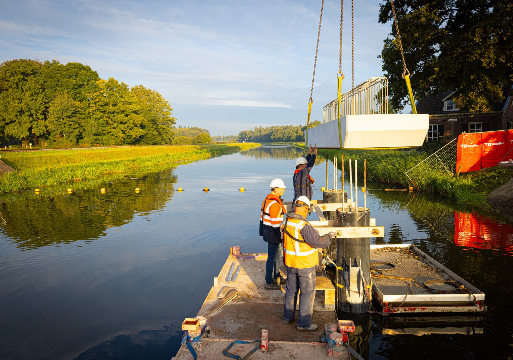 Afb: Brug Binnenweg Almen 2.1